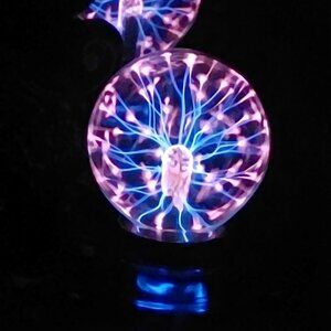 PLASMA BALL RADICAL Light Show at Your Fingertips BNIP